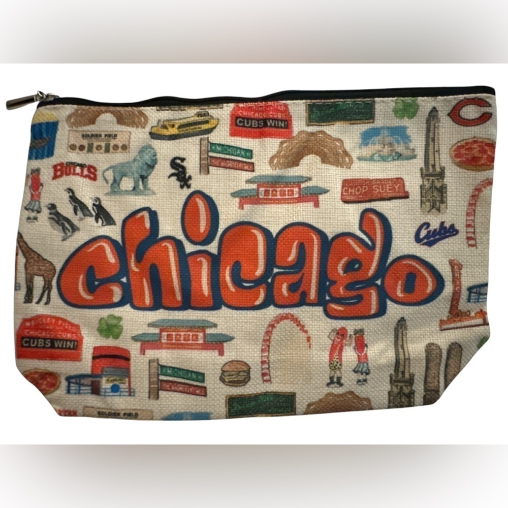 Chicago Themed Zipper Pouch NWOT